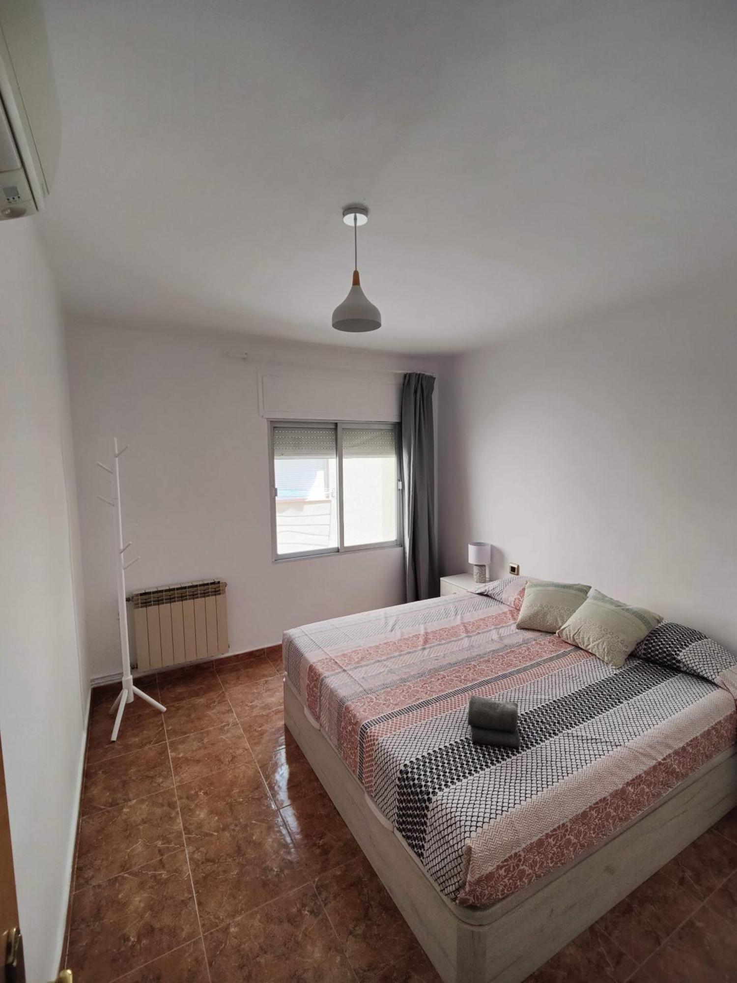 Sunny Flat With Balcony And Sea Views Apartment กัมบริลส์ ภายนอก รูปภาพ