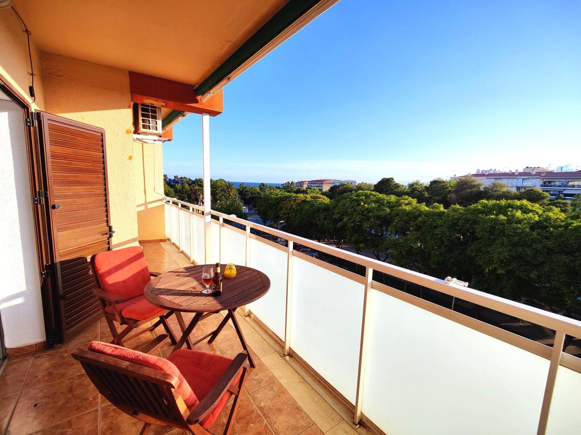 Sunny Flat With Balcony And Sea Views Apartment กัมบริลส์ ภายนอก รูปภาพ